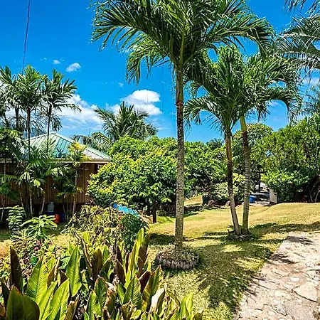 Lemongrass Lodge