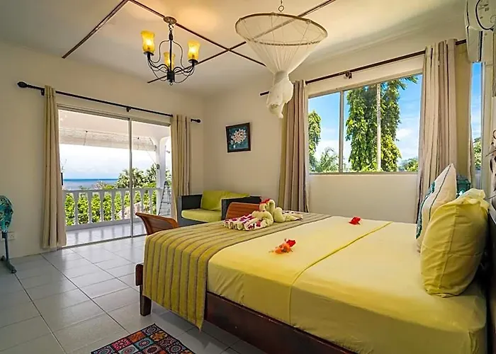 Lemongrass 3*